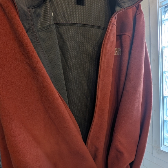 The North Face Burnt Orange Windwall Jacket - Picture 6 of 6